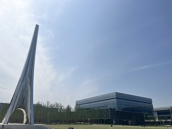昆山杜克大学二期幕墙工程